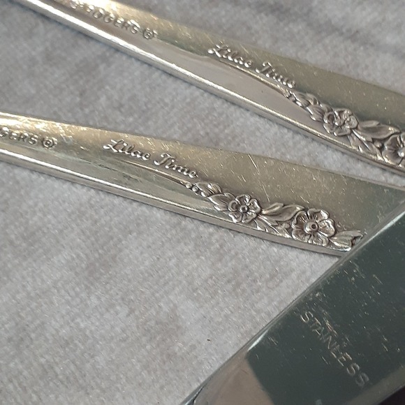 Oneida Silver Lilac Time Silverplate 6 Pieces‎ 1957 Discontinued - Picture 8 of 8